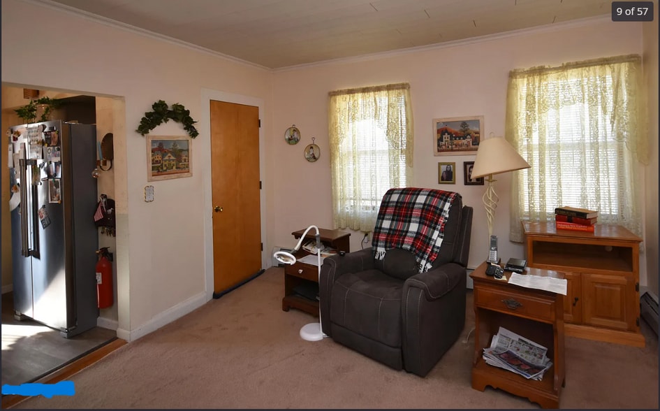 Building Photo - 319 Fenn St