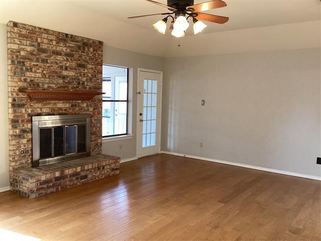 Building Photo - 2841 Southridge Dr