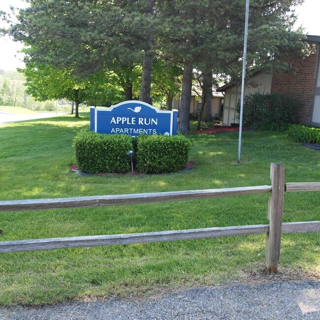 Primary Photo - 138 W Mechanic Rd