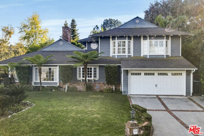 Building Photo - 3690 Crownridge Dr