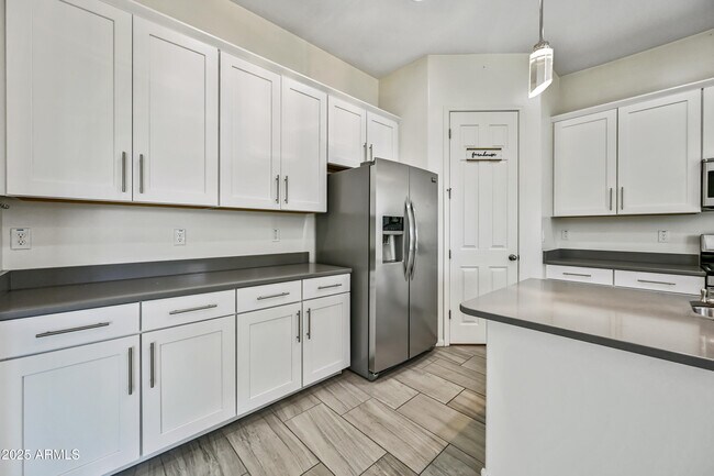 Building Photo - 10493 W Bronco Trail