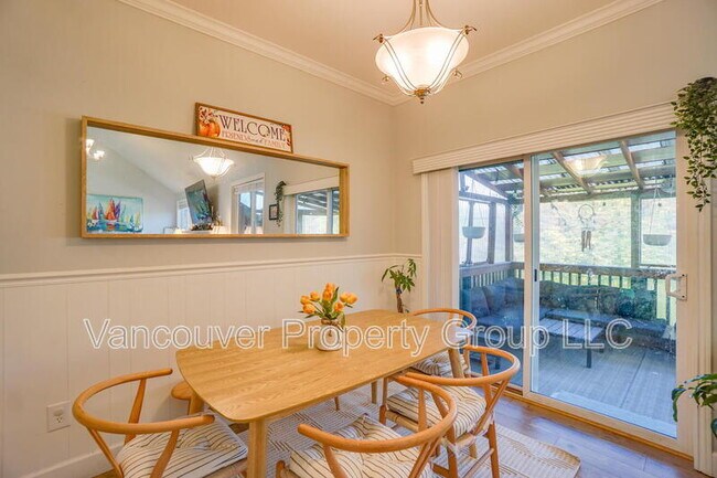 Building Photo - 4404 NE 98th Cir