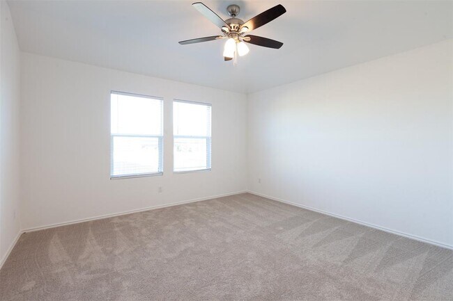 Building Photo - 124 Juniper Springs Rd
