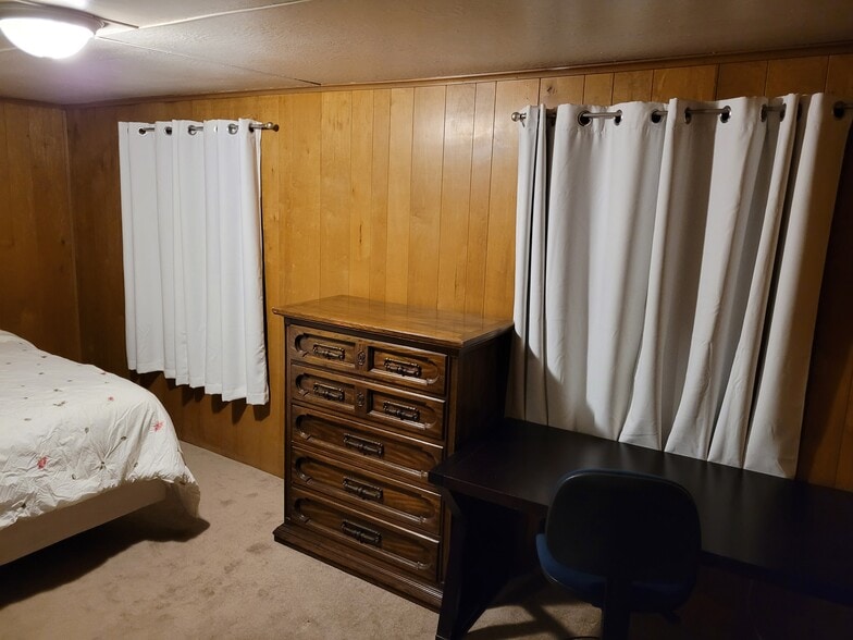 Building Photo - 11727 Harrisburg Rd