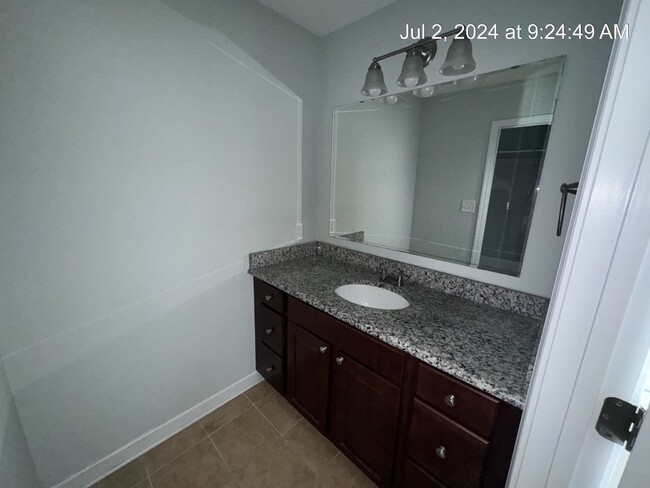Building Photo - 6080 Lakeway Drive
