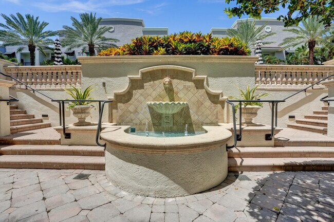 Building Photo - 600 S Dixie Hwy