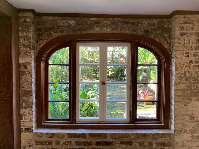 Building Photo - 20 Montagu St