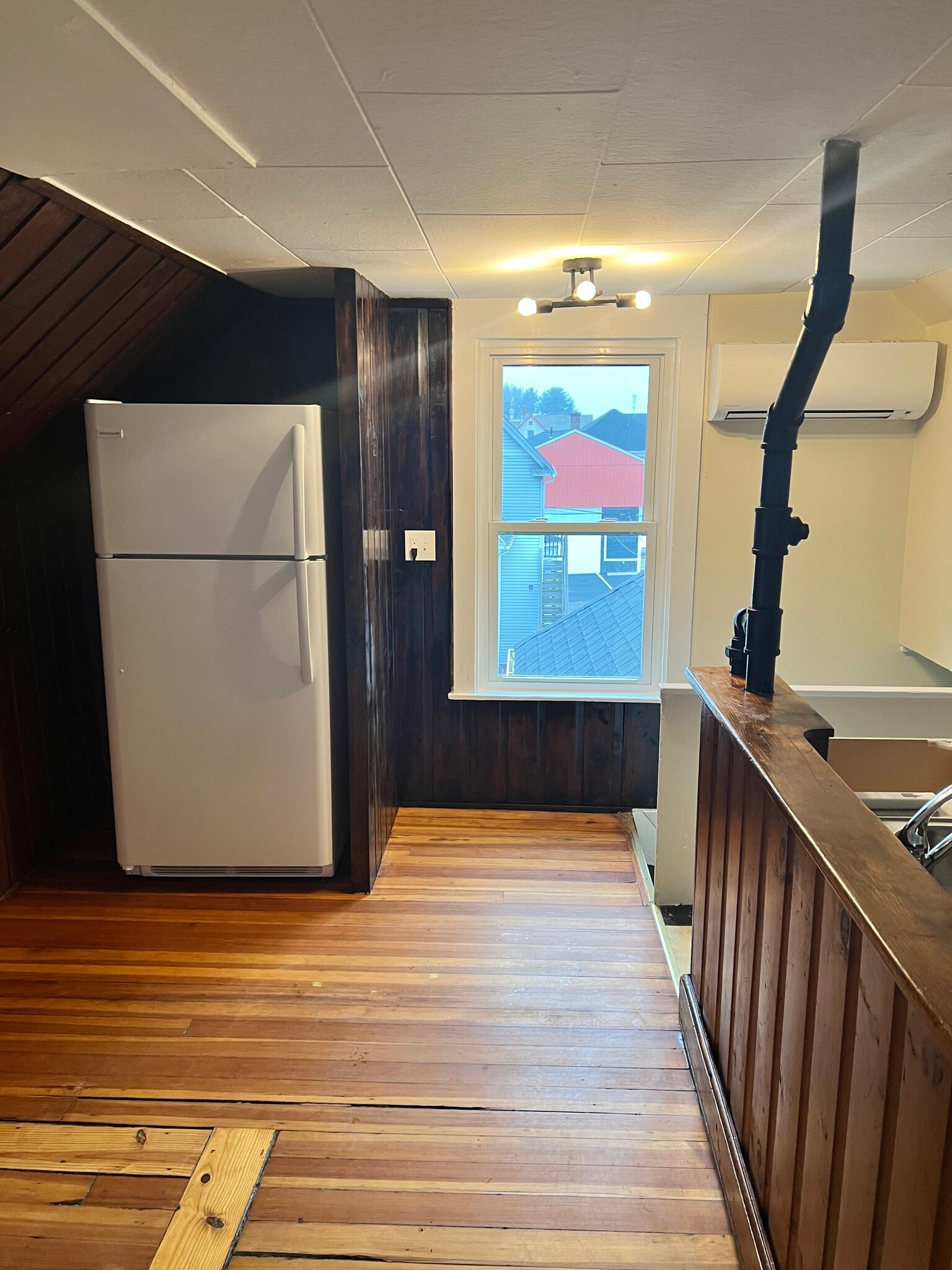 Building Photo - 9 Summer St