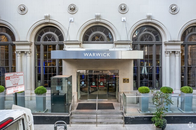 Entrance - The Warwick