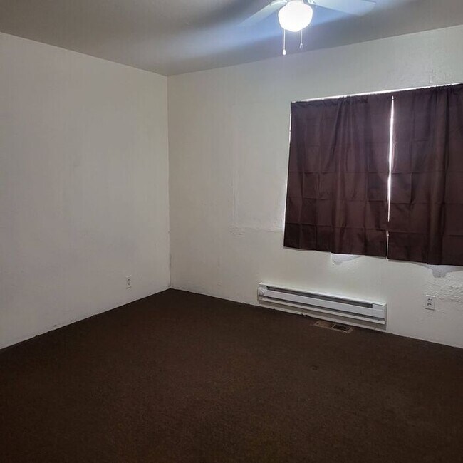 Building Photo - Rural Home on 80 acres horse property off ...