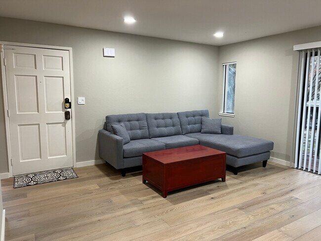 Entrance, Living Room - 1177 Honey Trl
