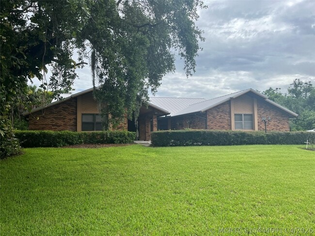 Building Photo - 800 French Creek Ln