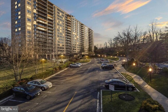 Building Photo - 5500 Holmes Run Pkwy