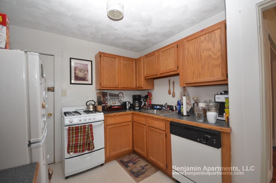 Building Photo - 4 Vinal St