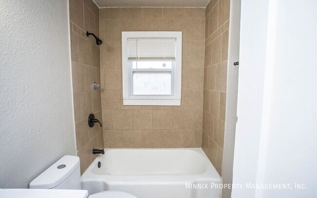 Building Photo - 4616 33rd St