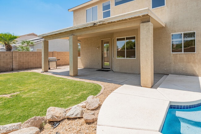 Building Photo - 25617 N 67th Dr