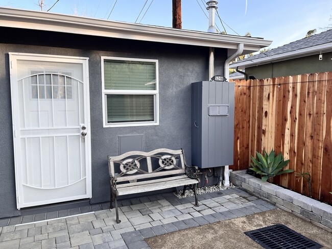 Building Photo - 5246 Canoga Ave