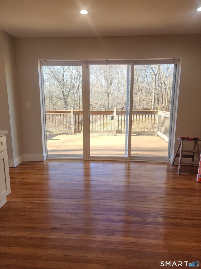 Building Photo - 83 Vernon St