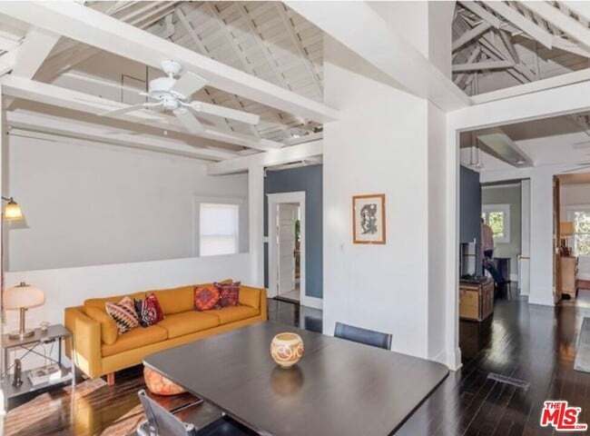 Building Photo - 1315 1/2 Kellam Ave