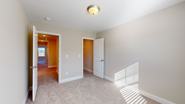 Building Photo - 2614 Virginia Mae Ln