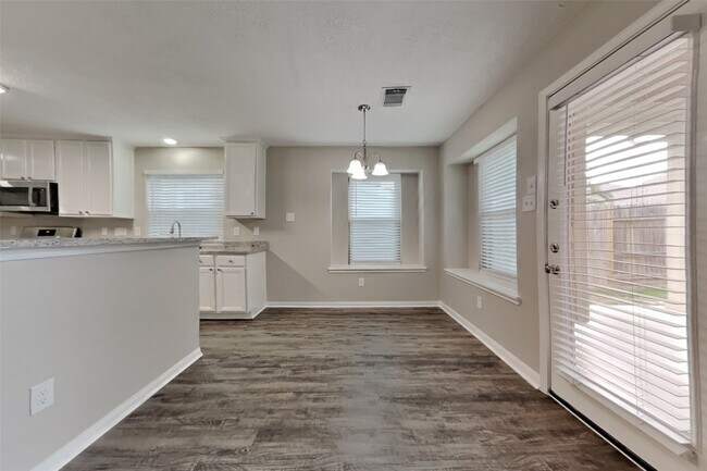 Building Photo - 20519 Spring Mission Ln