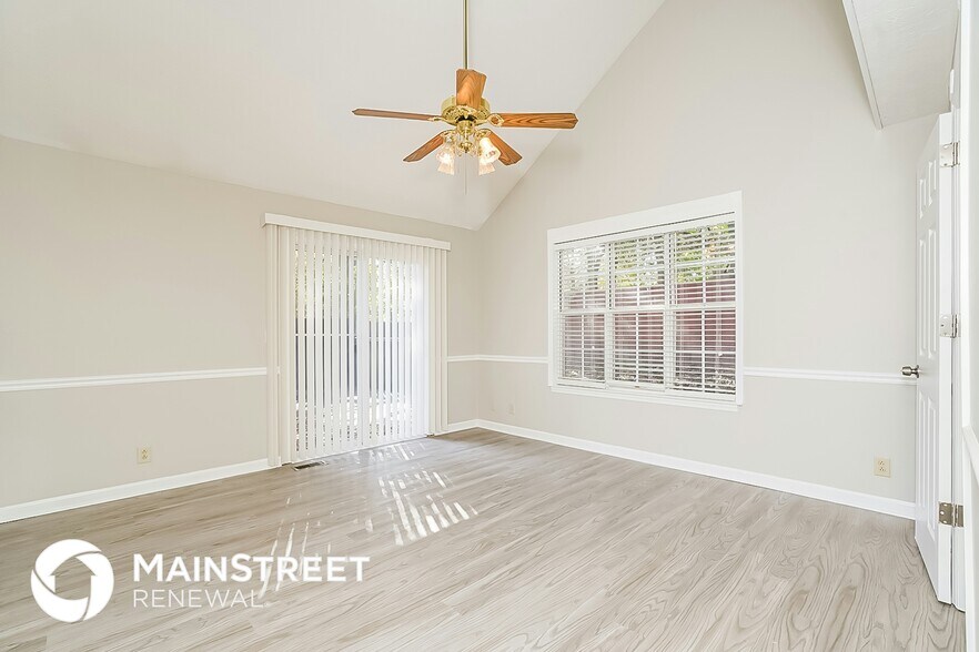 Building Photo - 4068 Calumet Dr