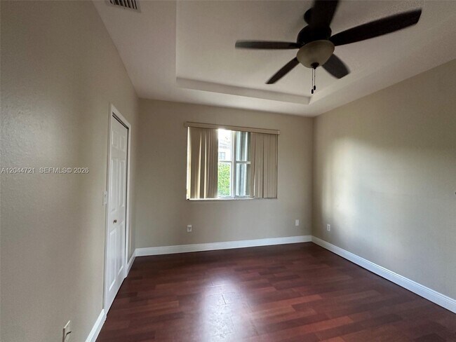 Building Photo - 13741 SW 274th Terrace