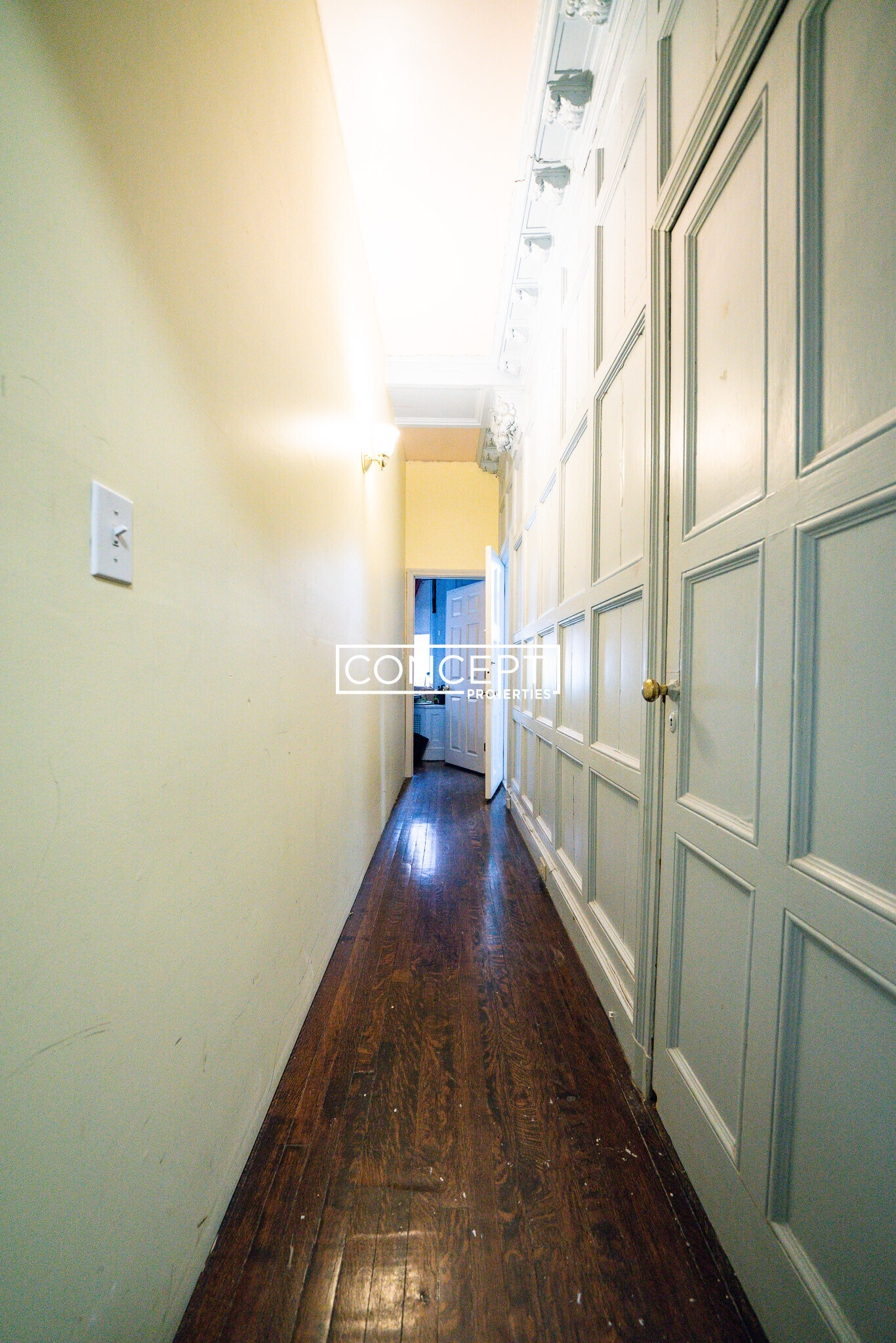 Building Photo - 52 Fenway