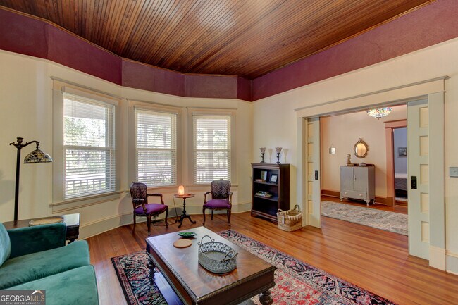 Building Photo - 127 Wilkins Rd