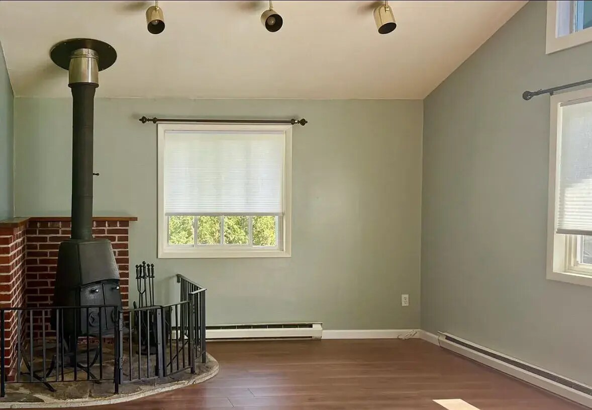 Building Photo - 5472 NY-23A