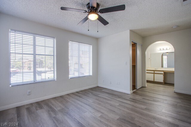 Building Photo - 2200 S Fort Apache Rd