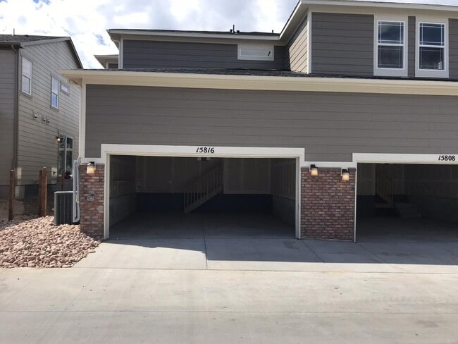 Building Photo - 15816 E Otero Ave