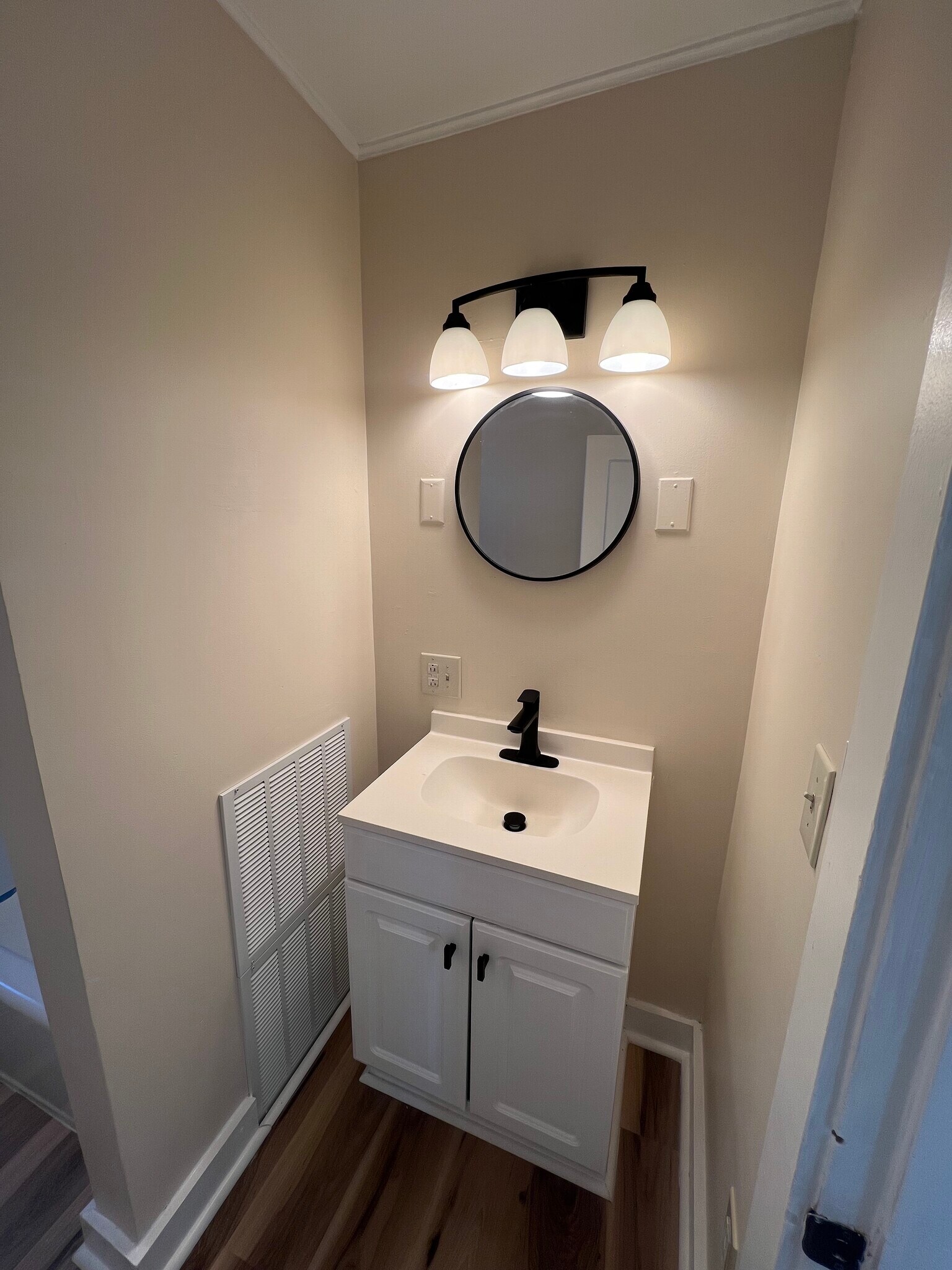 Bathroom Vanity - 4 Palmer St