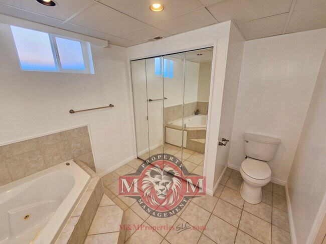Building Photo - Great 4 Bd 2 Bath Home in Sandy