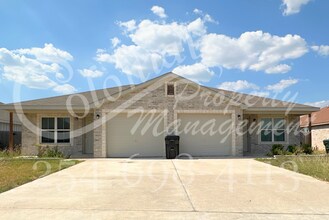 Building Photo - AVAILABLE SOON!
