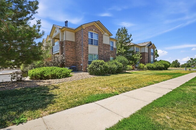 Building Photo - $1,595.95, 1 Bed, 1 Bath Condo in Aurora with In Unit Laundry and Pool Access!