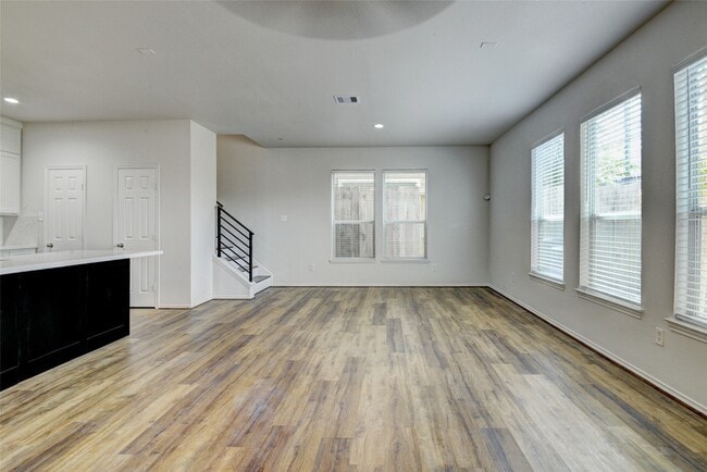 Building Photo - 7042 Plum Creek Terrace Ln
