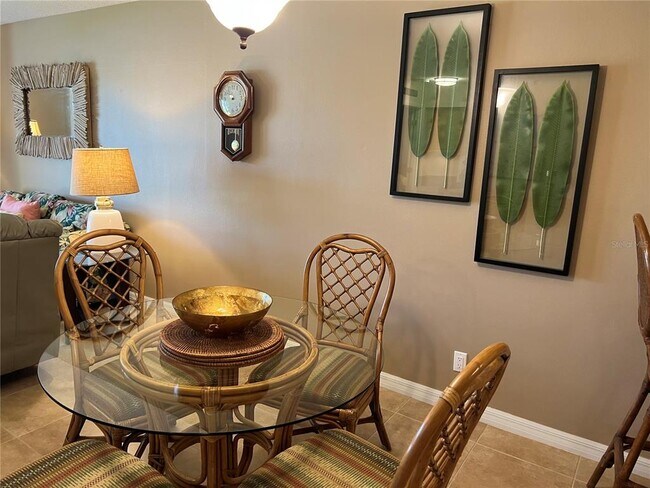 Building Photo - 6100 Bahia Del Mar Cir