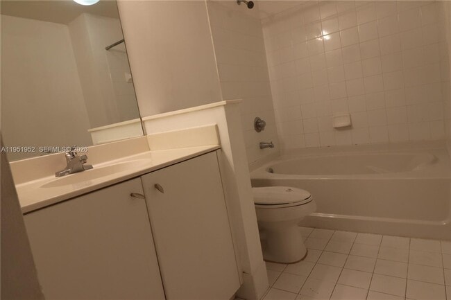 Building Photo - 6020 W Sample Rd