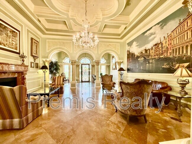 Building Photo - 2721 Via Murano