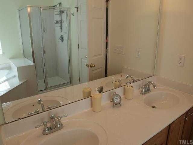 Building Photo - 3 Bedroom Townhouse In Wakefield with 1 Car Garage