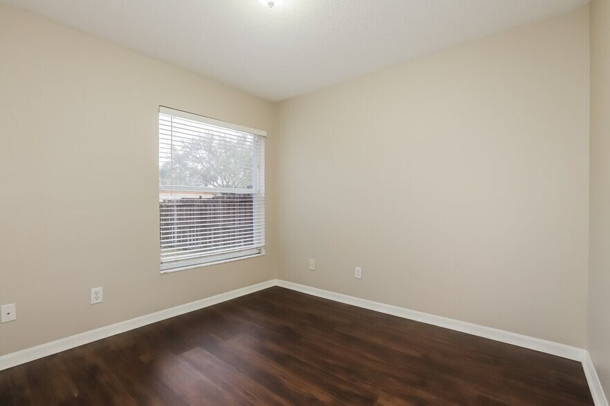 Building Photo - 236 Chardonnay Pl