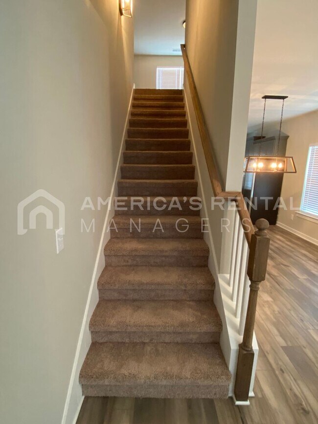 Building Photo - 1540 Brookhaven Dr
