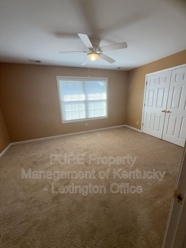 Building Photo - 4844 Clifford Cir