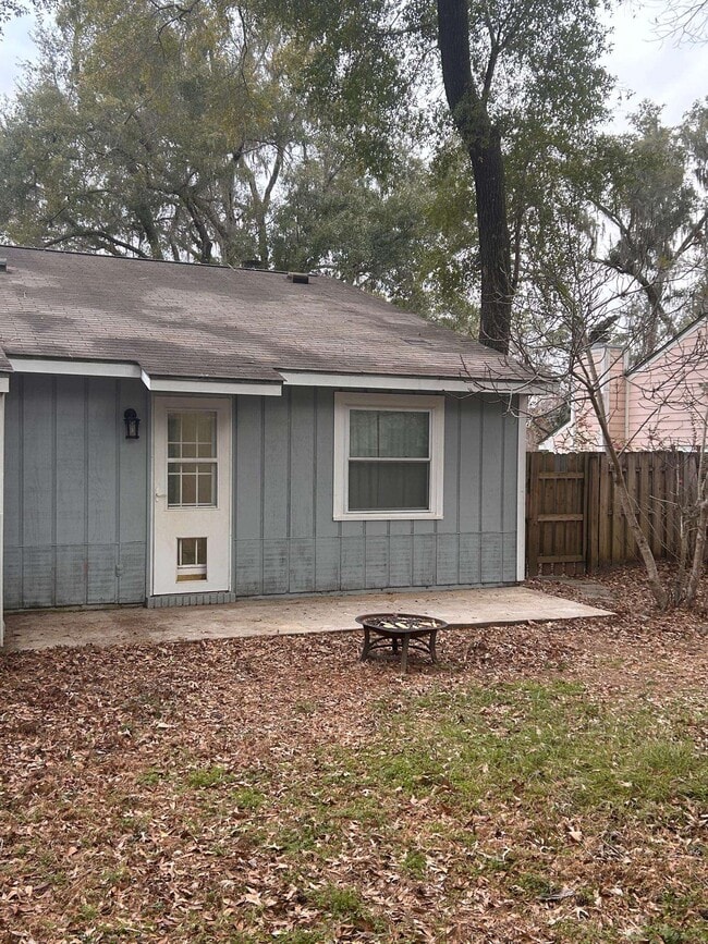 Building Photo - 1141 Brafforton Dr