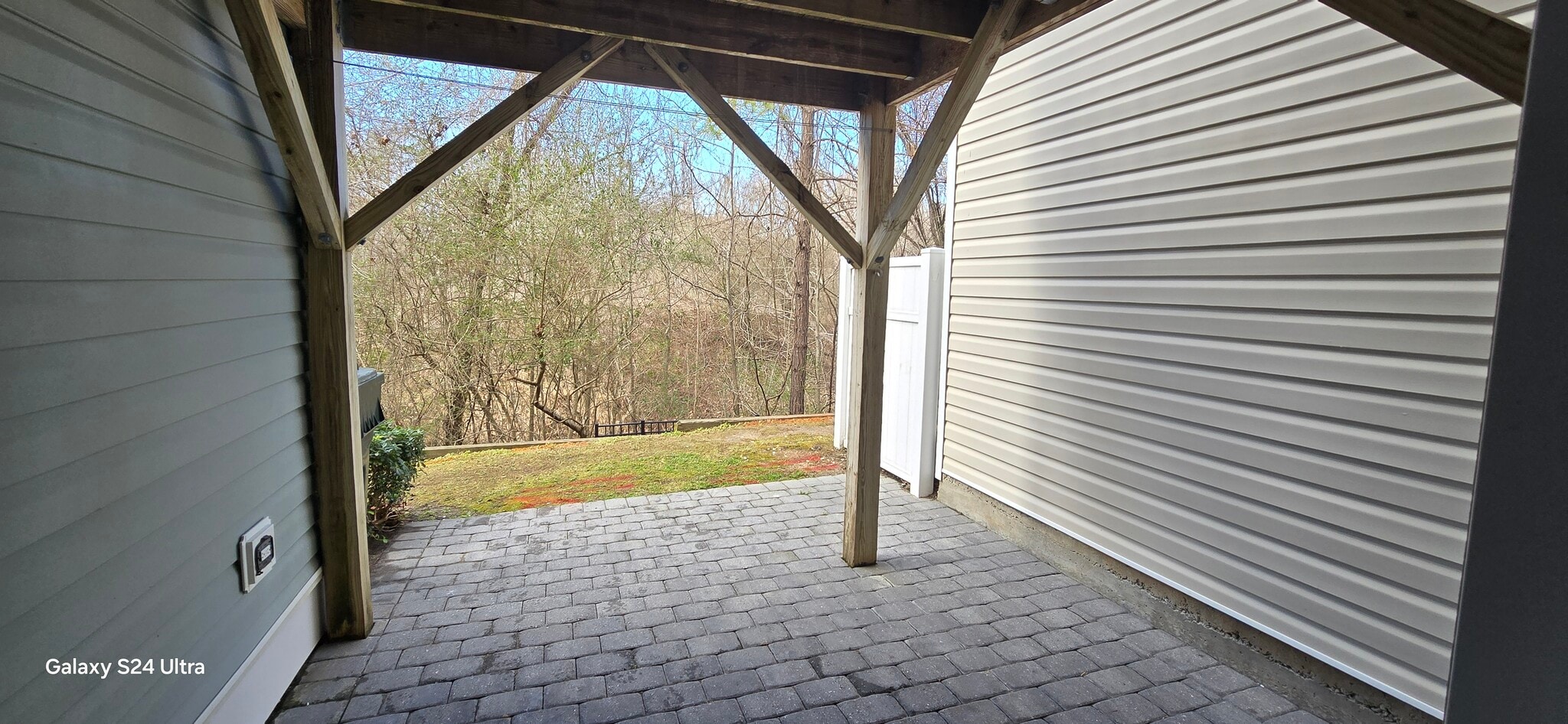 Building Photo - 14423 Hamletville St