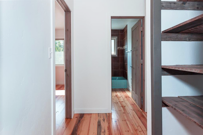 Building Photo - Gorgeous Whitefish Home