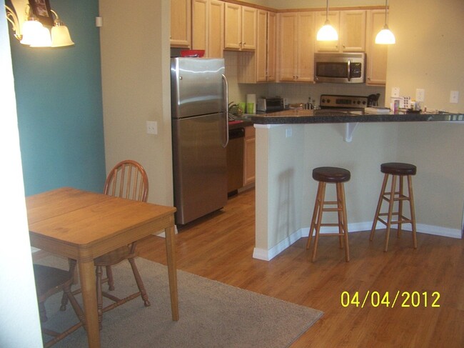 Building Photo - Nice 2 Bed 2 Bath Condo