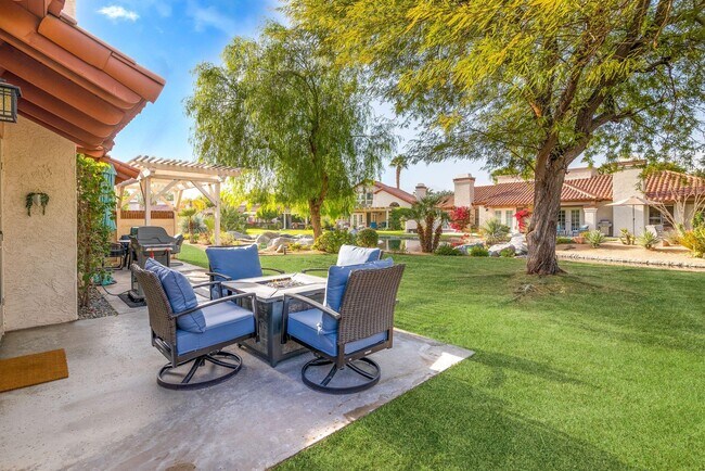 Building Photo - 117 Trento Cir