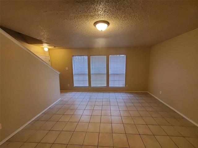 Building Photo - 2363 Summit Ln